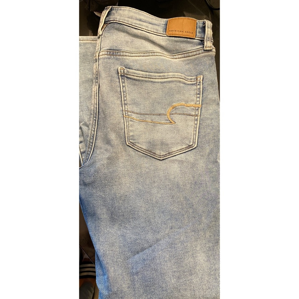Women’s American Eagle Jeans